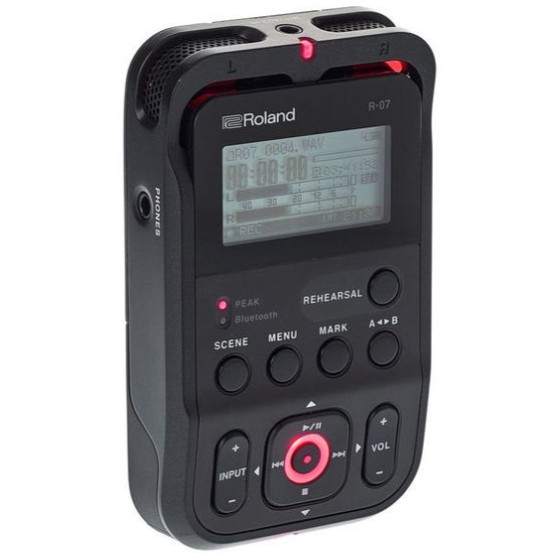 Roland R-07